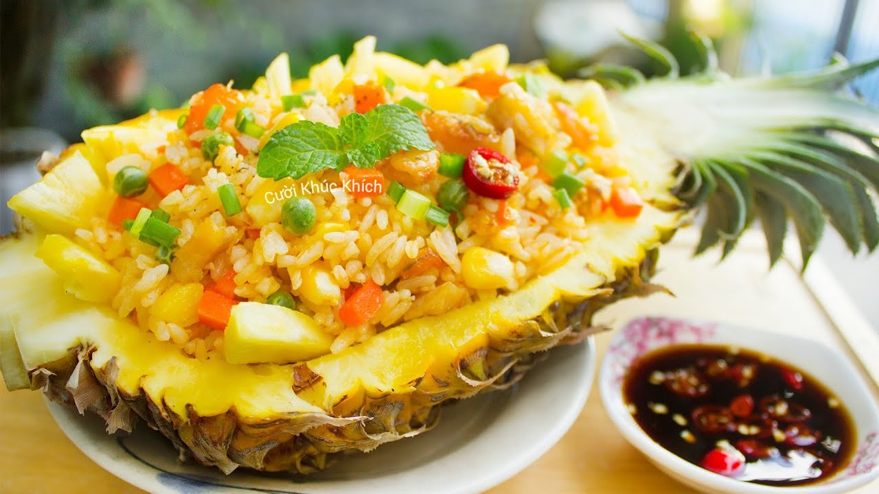 Cơm chiên trái thơm