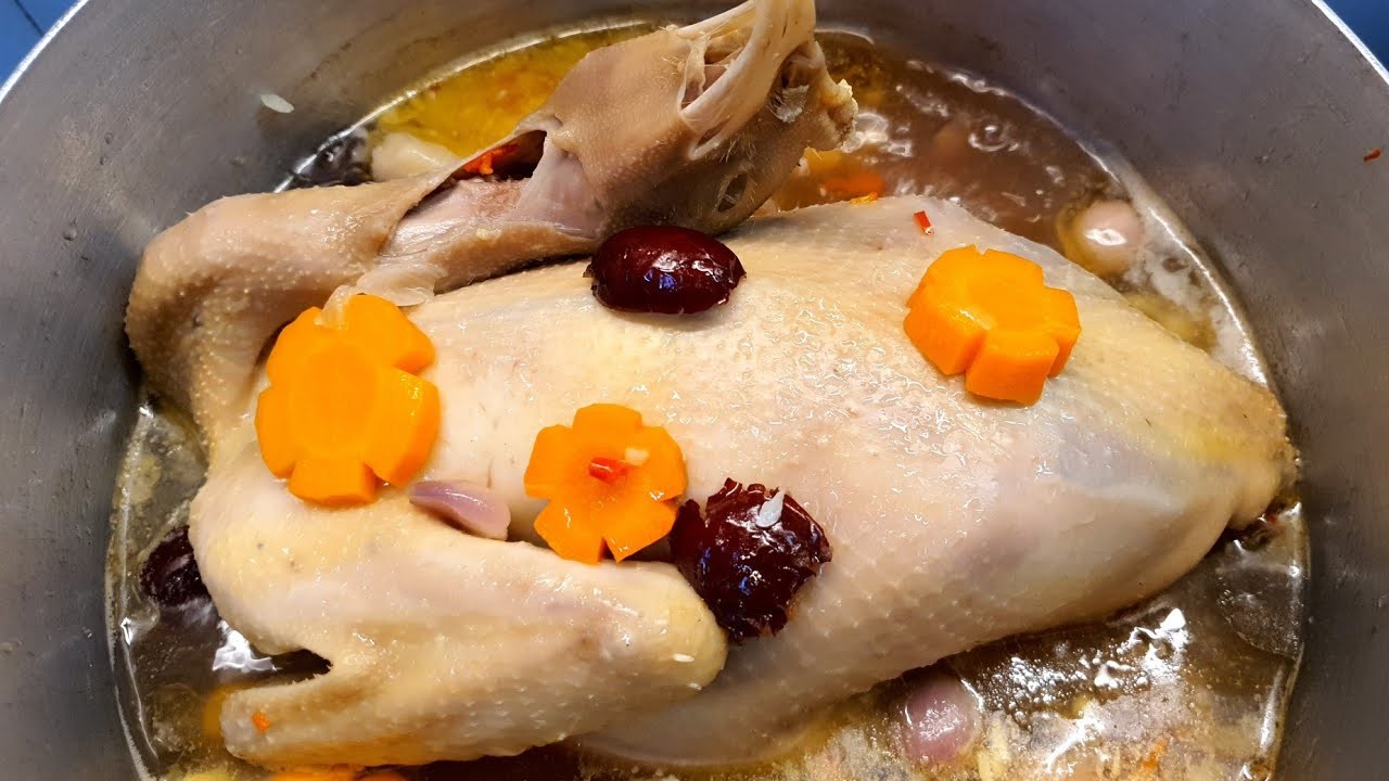 Gà tiềm thuốc bắc