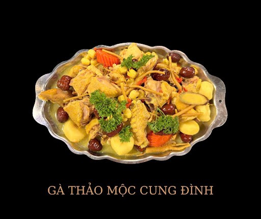 Gà thảo mộc cung đình + bánh mì