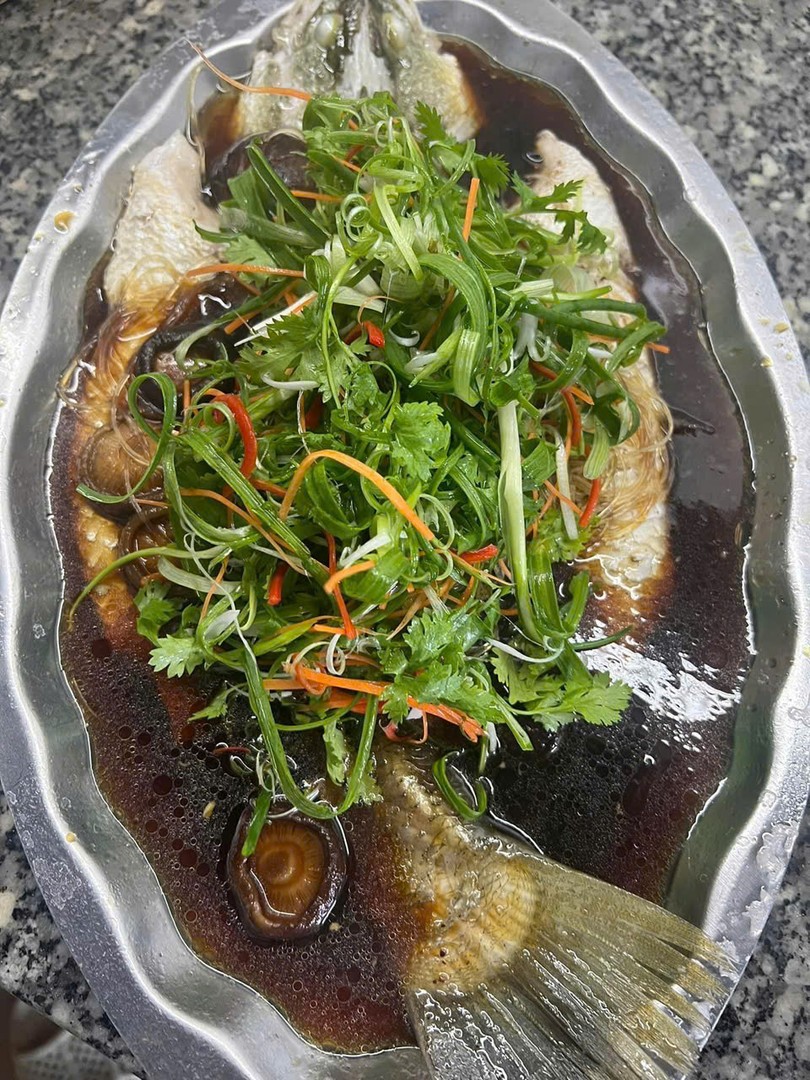 Cá Bống Mú Hấp Hong Kong