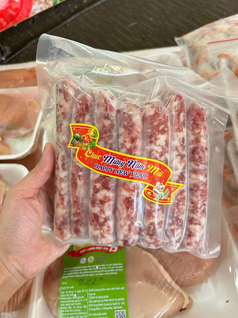 Lạp xưởng tươi