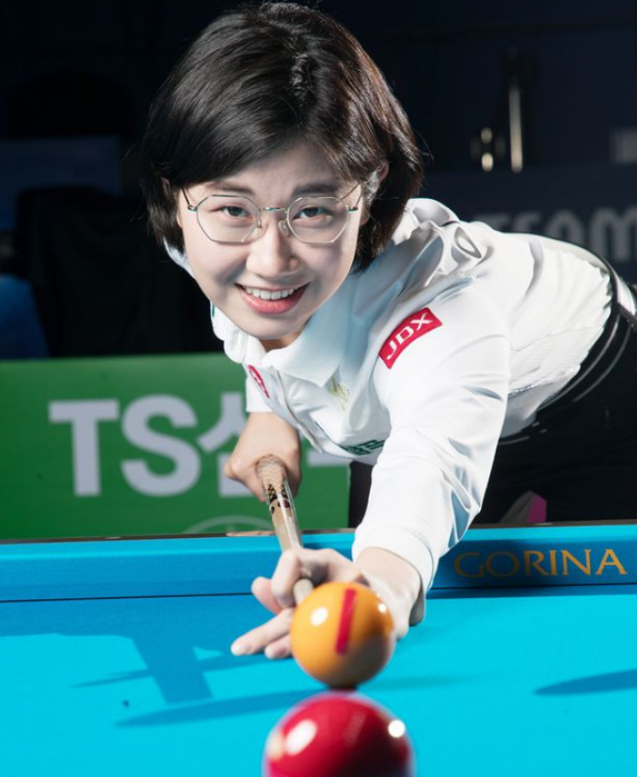 Tiền giờ 3 băng MIN KOREA