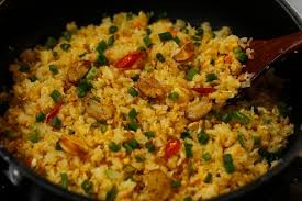 Cơm chiên tỏi trứng