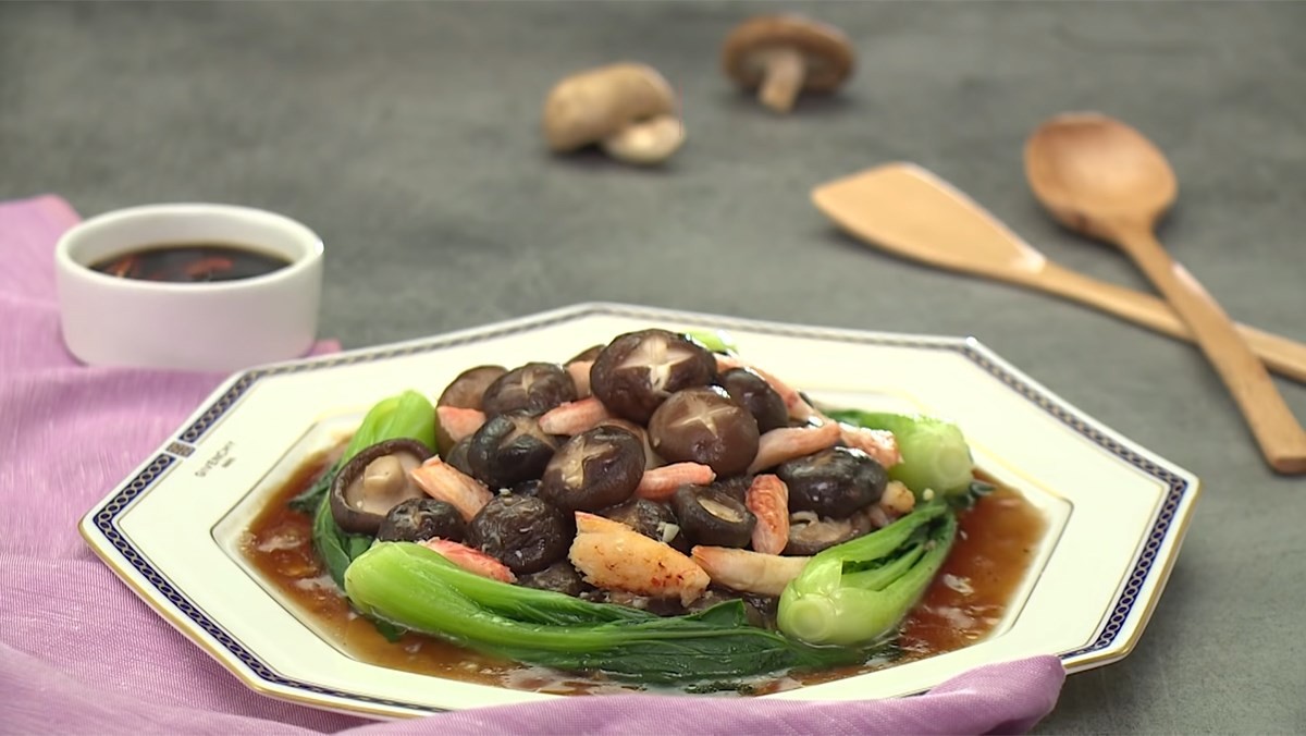 Cải thìa sốt nấm đông cô