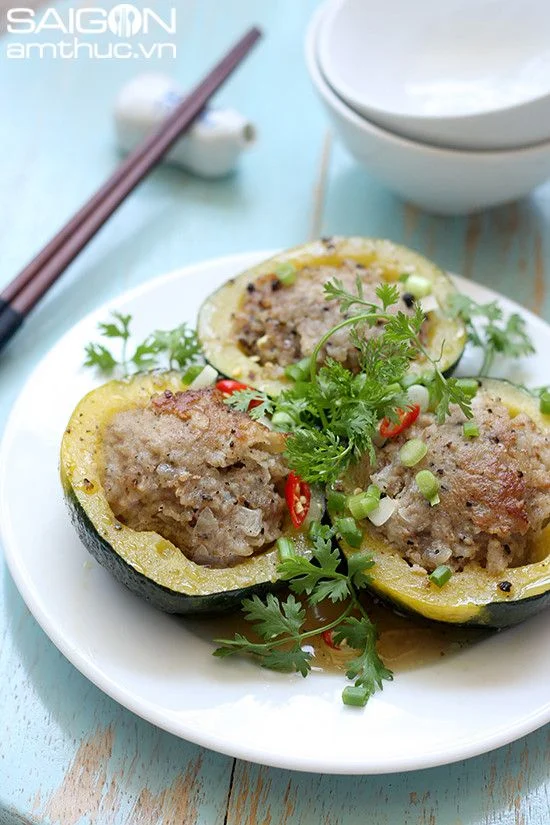 Bí Nhồi Thịt Heo (KG)