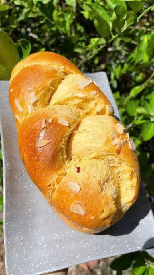 Bánh mì hoa cúc Trứng gà ta